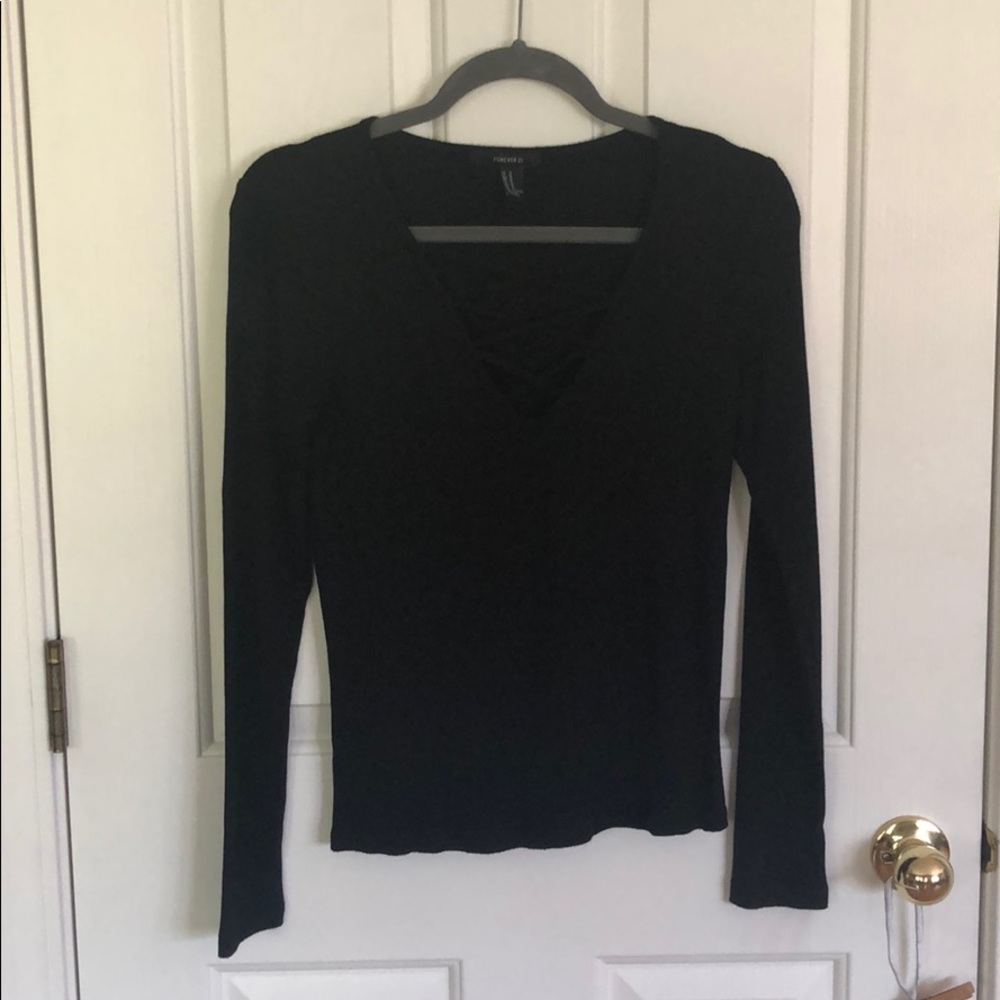 Forever 21 black ribbed shirt